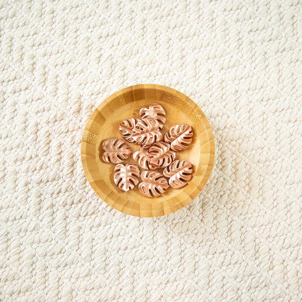 Monstera Leaf Needle Stoppers