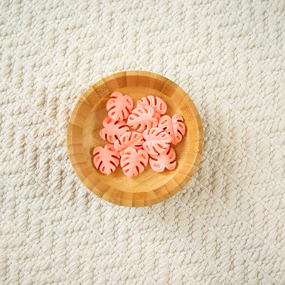 Monstera Leaf Needle Stoppers