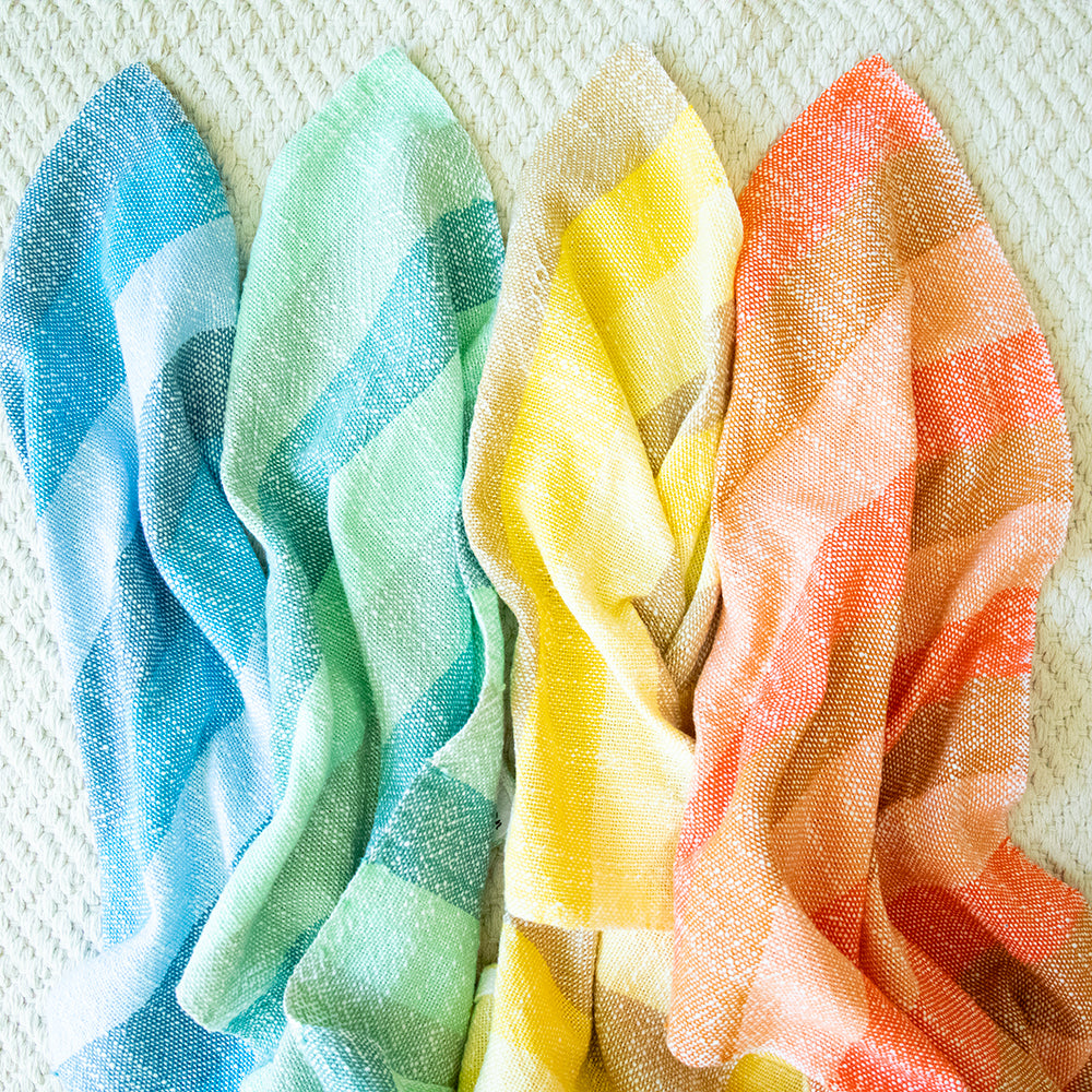 Sunwashed Towel in Coral Conch
