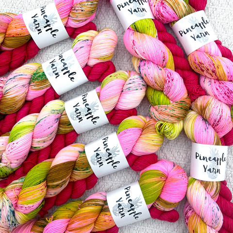 Shell-abrate the Season Sock Set